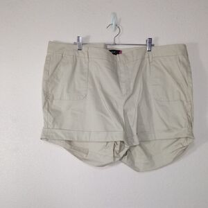 Torrid Khaki Shorts Size 24